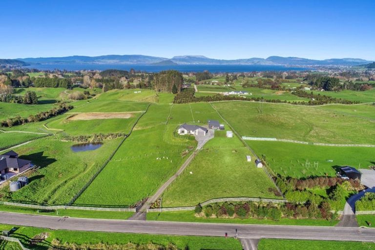 Photo of property in 47 Todd Duncan Drive, Hamurana, Rotorua, 3096