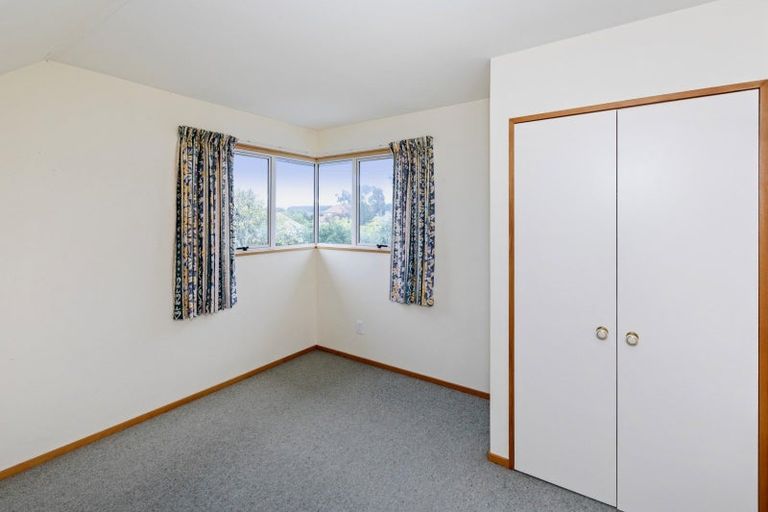 Photo of property in 12 Courtfield Close, Parklands, Christchurch, 8083