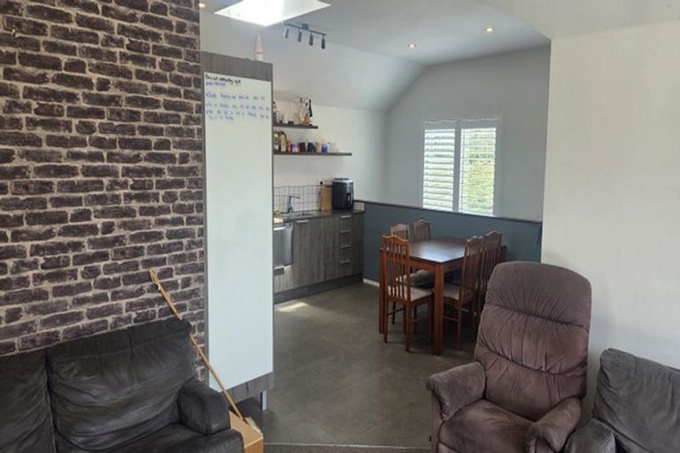 Photo of property in 4/1132 Old West Coast Road, West Melton, Christchurch, 7671