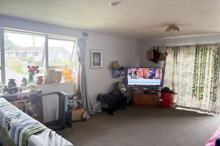 Photo of property in 2 Newbie Street, Heidelberg, Invercargill, 9812