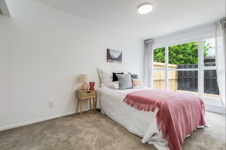 Photo of property in 43 Cameron Road, Bluff Hill, Napier, 4110