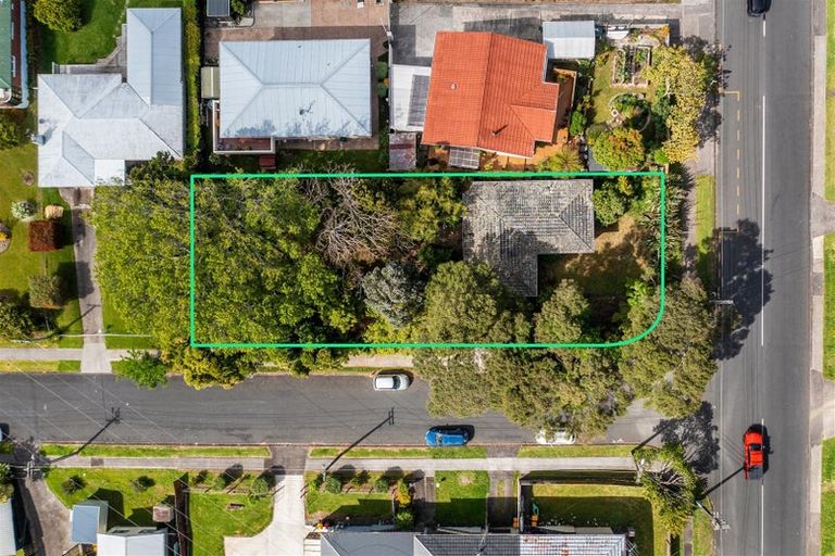 Photo of property in 97 Archibald Road, Kelston, Auckland, 0602