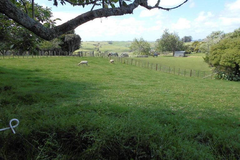 Photo of property in 190 Gleeson Road, Pollok, Waiuku, 2683