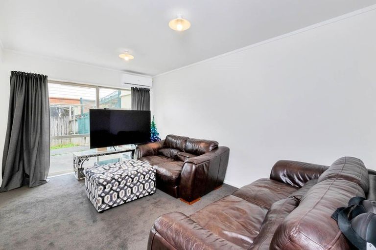 Photo of property in 53 Pooks Road, Ranui, Auckland, 0612