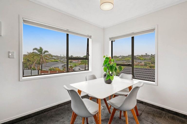 Photo of property in 23 Bay Street, Red Beach, 0932