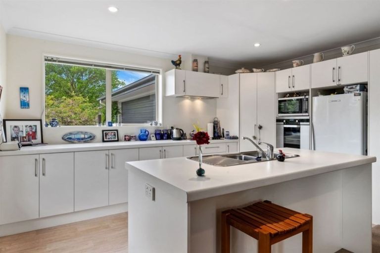 Photo of property in 15 Kotare Street, Fendalton, Christchurch, 8041