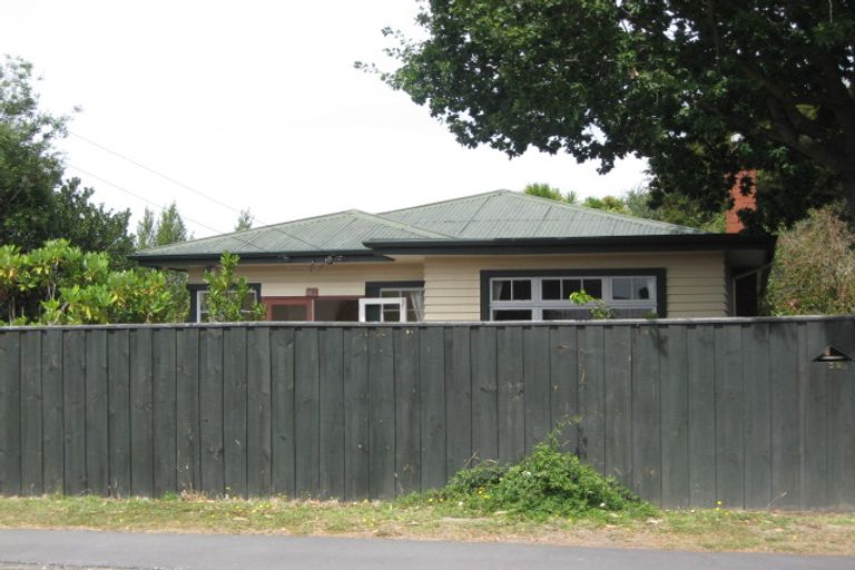 Photo of property in 38 Mcfaddens Road, St Albans, Christchurch, 8052