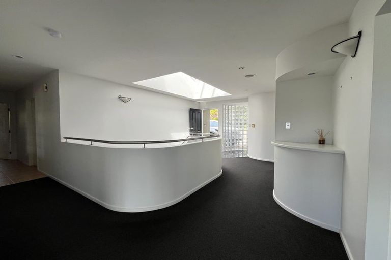 Photo of property in 34 Molyneux Close, Whitby, Porirua, 5024