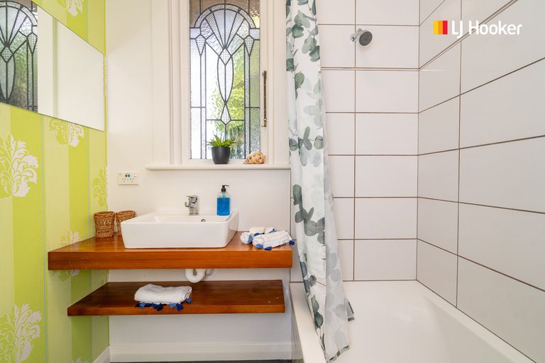 Photo of property in 31 Bangor Terrace, Kew, Dunedin, 9012