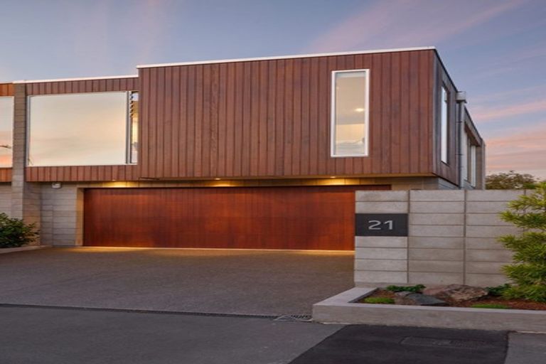 Photo of property in 21 Beveridge Street, Christchurch Central, Christchurch, 8013