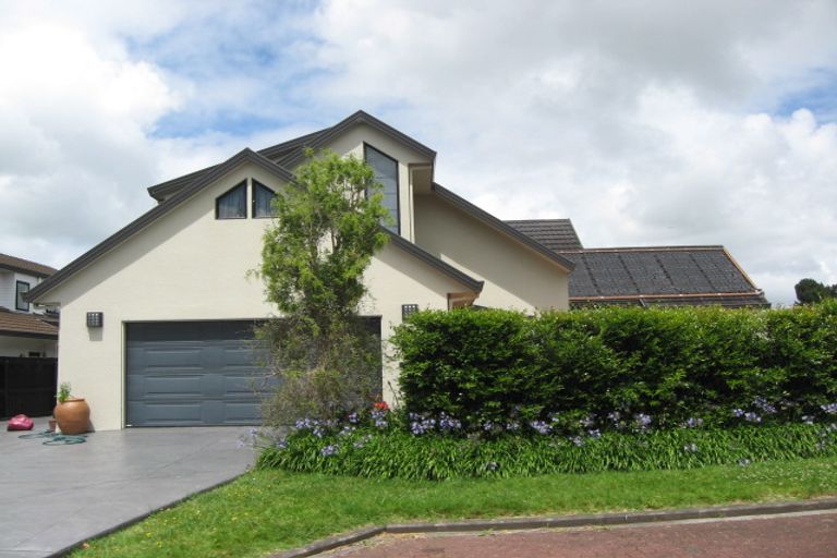 Photo of property in 6 Adios Place, Conifer Grove, Takanini, 2112