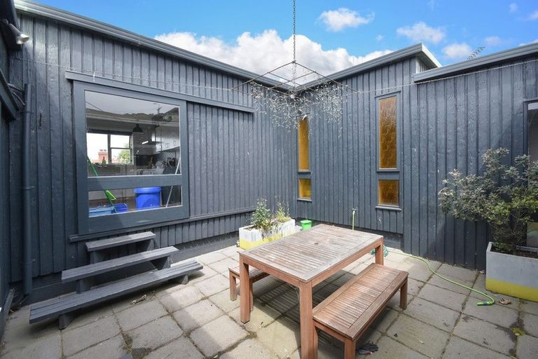 Photo of property in 78c London Street, Dunedin Central, Dunedin, 9016