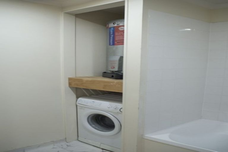 Photo of property in Terrace Heights Apartments, 12c/163 The Terrace, Wellington Central, Wellington, 6011