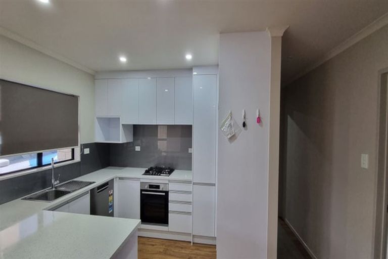 Photo of property in 102e Fitzroy Street, Papatoetoe, Auckland, 2104