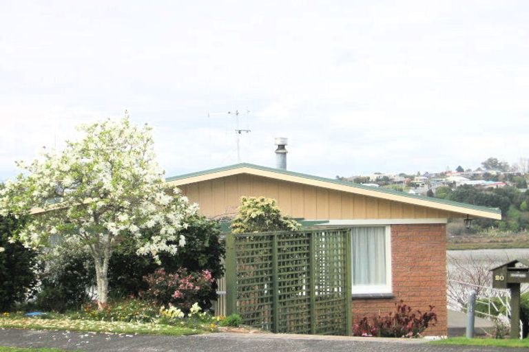 Photo of property in 20 Sunny Bay Road, Matua, Tauranga, 3110
