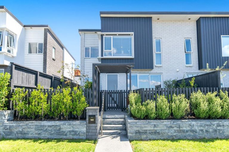 Photo of property in 169 Millwater Parkway, Silverdale, 0932