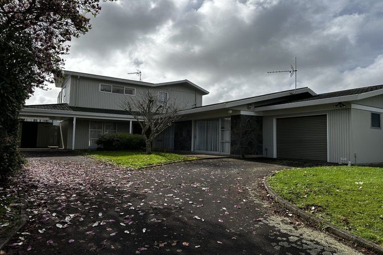 Photo of property in 12 Halberg Street, Papakura, 2110