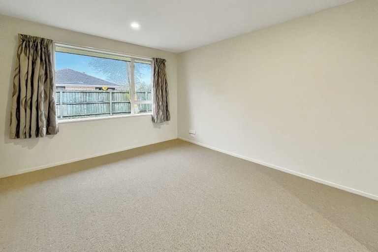 Photo of property in 341a Burwood Road, Burwood, Christchurch, 8083