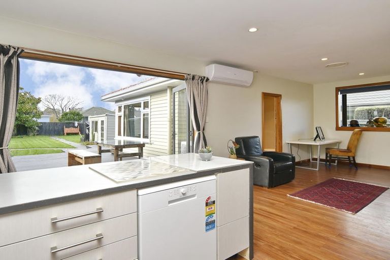 Photo of property in 258 Hills Road, Mairehau, Christchurch, 8013