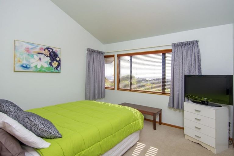 Photo of property in 171 Waikite Road, Welcome Bay, Tauranga, 3175