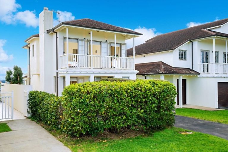 Photo of property in 285 Pinecrest Drive, Gulf Harbour, Whangaparaoa, 0930