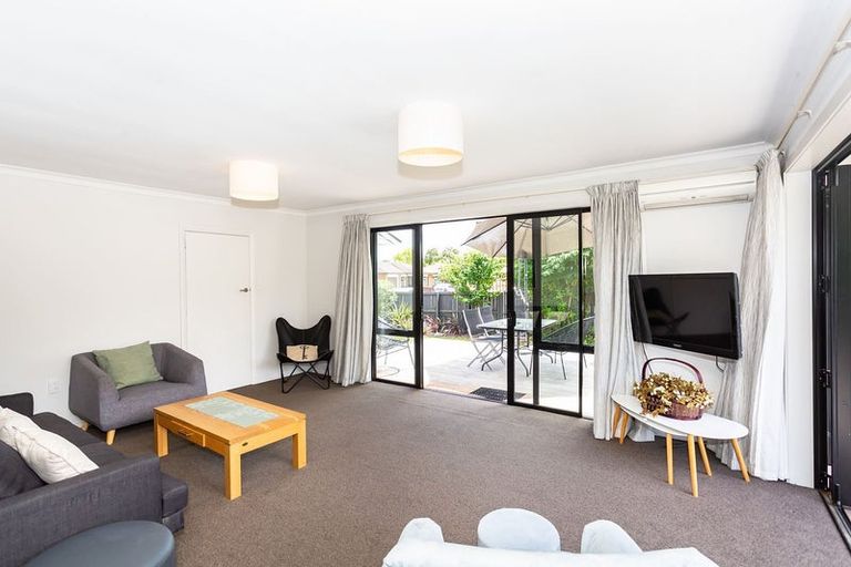 Photo of property in 402 Ilam Road, Bryndwr, Christchurch, 8053