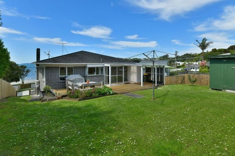 Photo of property in 17 Dalton Road, Snells Beach, 0920