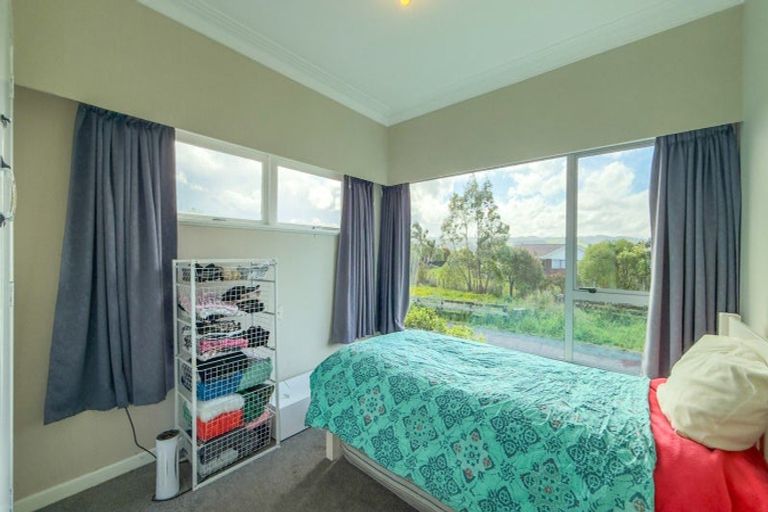 Photo of property in 1152a Miranda Road, Pukorokoro / Miranda, Miranda, 2473