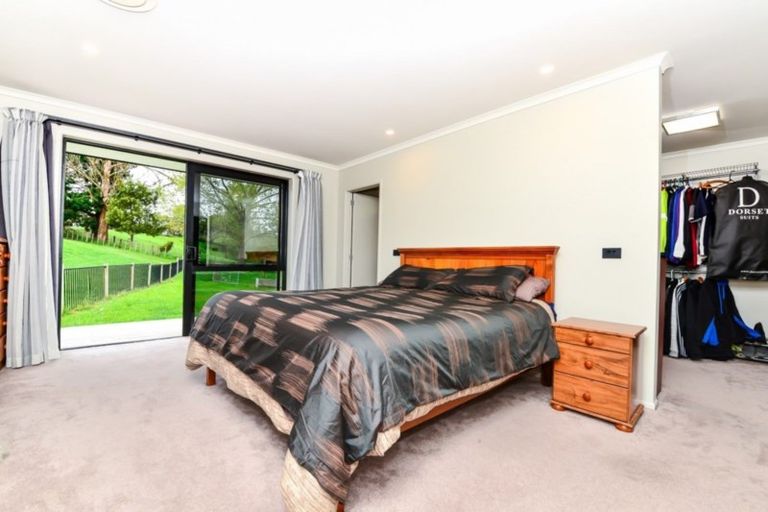 Photo of property in 18 Smith Road, Horsham Downs, Hamilton, 3281