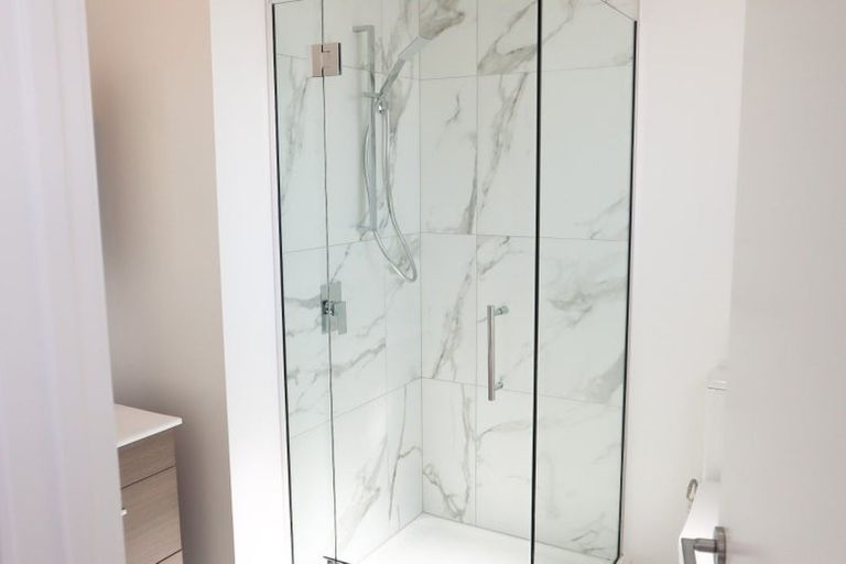 Photo of property in 1 Division Street, Riccarton, Christchurch, 8041