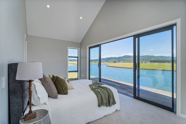 Photo of property in 17 Kahu Crescent, Whitianga, 3510