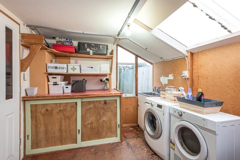 Photo of property in 3a Mclellan Place, Ilam, Christchurch, 8041