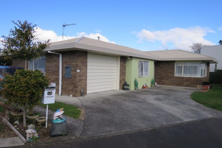 Photo of property in 14 Racecourse Way, Gate Pa, Tauranga, 3112