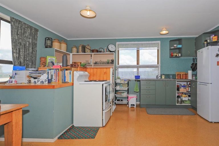 Photo of property in 240 Pukehina Parade, Pukehina, Te Puke, 3189