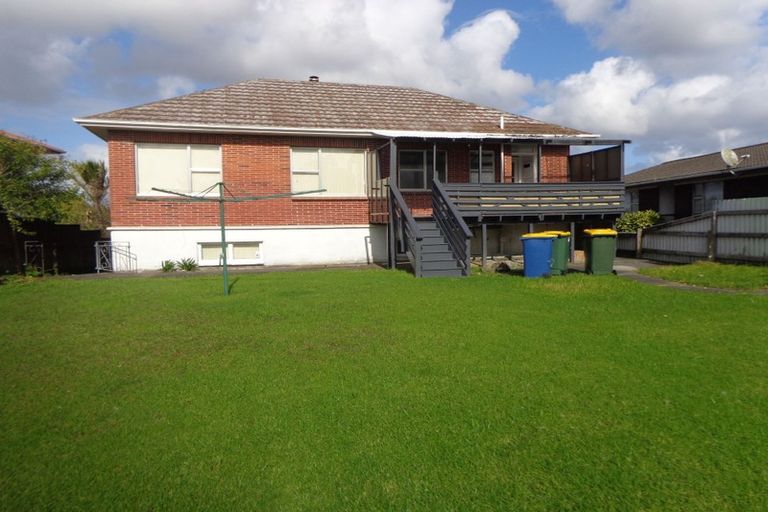 Photo of property in 6 Royal Road, Massey, Auckland, 0614