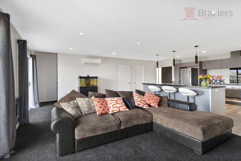 Photo of property in 17 Bellbird Lane, Marshland, Christchurch, 8083