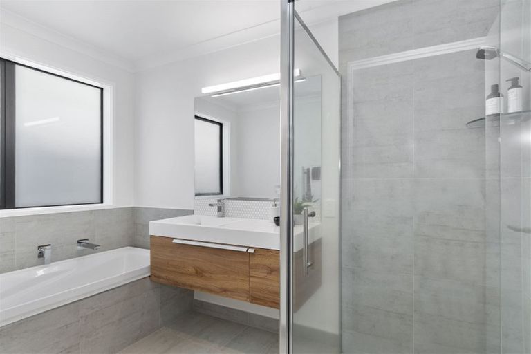 Photo of property in 107 Coast Boulevard, Papamoa Beach, Papamoa, 3118