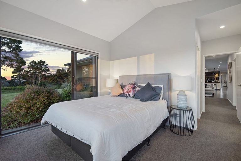 Photo of property in 168 Barrett Road, Riverhead, Albany, 0793