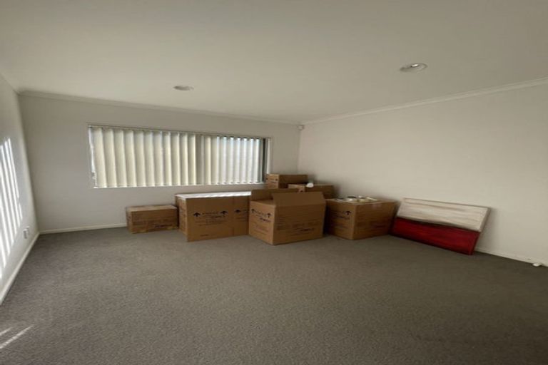 Photo of property in 2 Beros Place, Flat Bush, Auckland, 2016