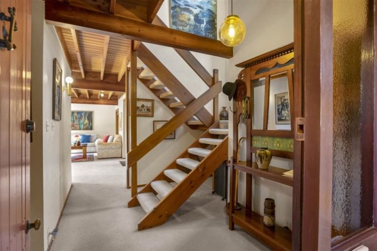 Photo of property in 24 Blundell Place, Chatswood, Auckland, 0626