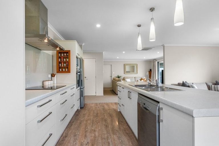 Photo of property in 24 North Bay Road, Pyes Pa, Tauranga, 3112