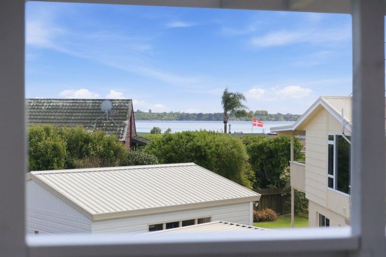 Photo of property in 14 Rangataua Street, Welcome Bay, Tauranga, 3112