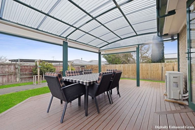 Photo of property in 24 Te Rama Place, Wainoni, Christchurch, 8061