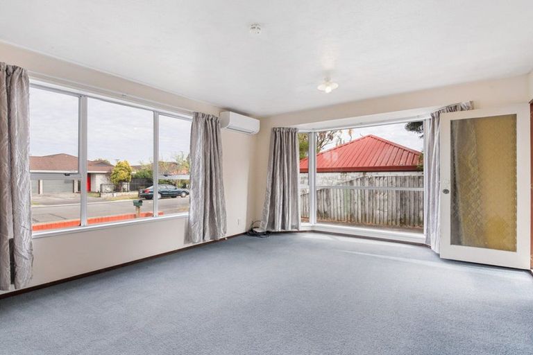 Photo of property in 1/11 Fernbrook Place, Mairehau, Christchurch, 8013