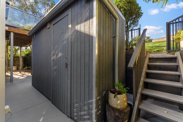 Photo of property in 135 Beach Road, Castor Bay, Auckland, 0620