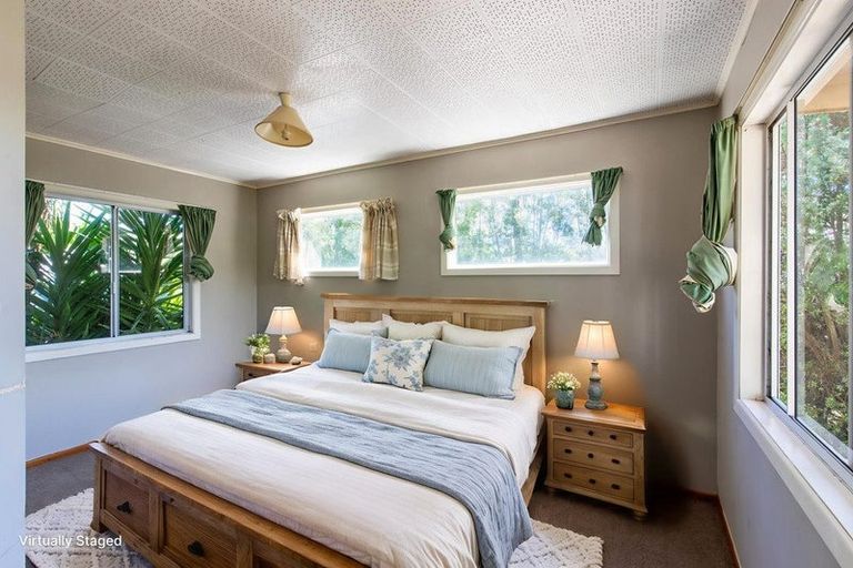 Photo of property in 30 Church Street, Waipawa, 4210