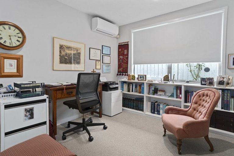 Photo of property in 40 Saint Pauls Drive, Brookfield, Tauranga, 3110