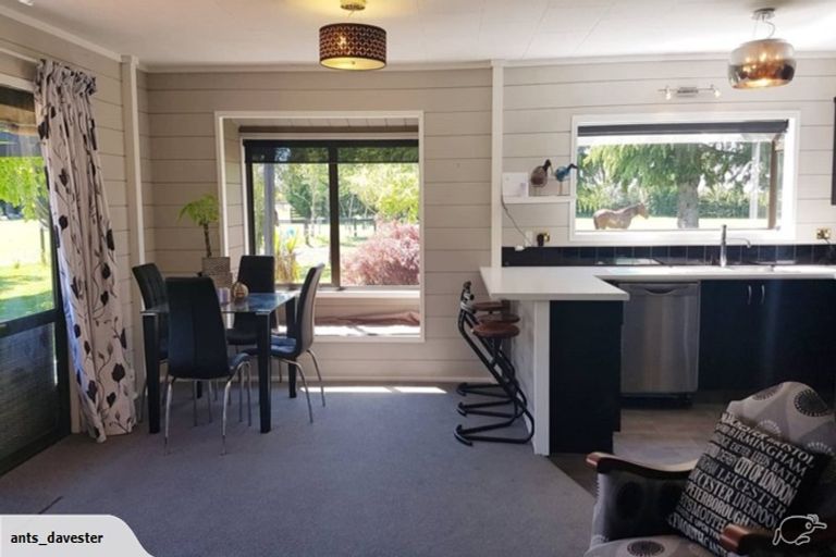 Photo of property in 327 Thwaites Road, Hororata, Darfield, 7572