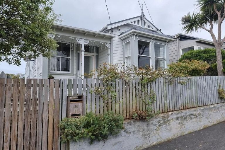 Photo of property in 35 Chilka Street, Berhampore, Wellington, 6023