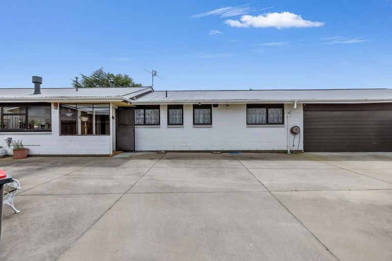 Photo of property in 10 Westerleigh Street, Bishopdale, Christchurch, 8053